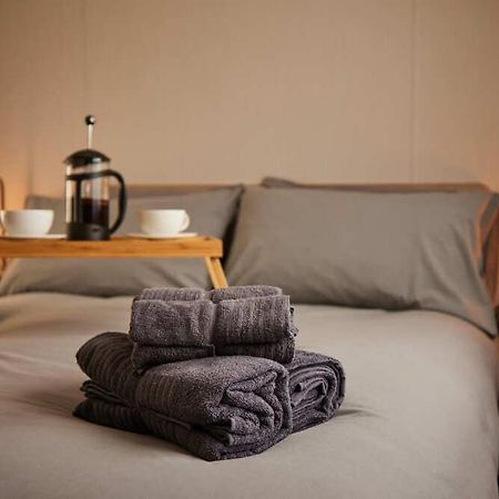 Nirvana Coastal Retreat Holiday Home Cayton Eksteriør billede